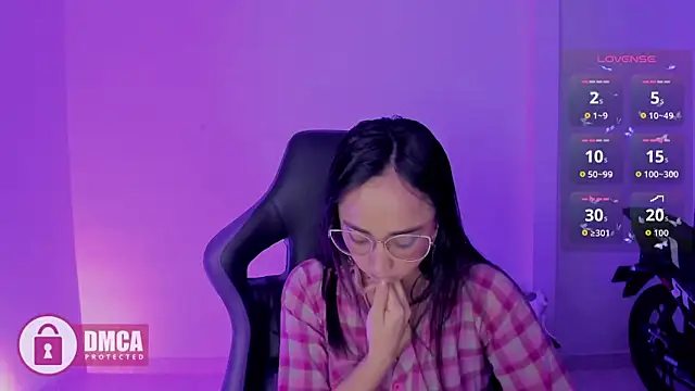 alana_pherson (F young) - heey! my name is alana! are you ready