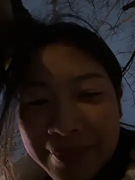 gyyoo (F young) - 哥哥们可以给我说句生日快乐吗🎂