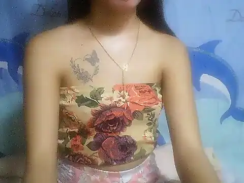 SweetPussie18x webcam