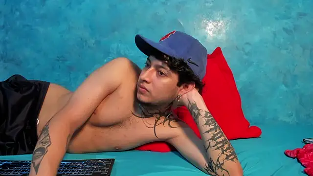 sky_wild - Sky_Wild's free webcam - UK Sex Cams