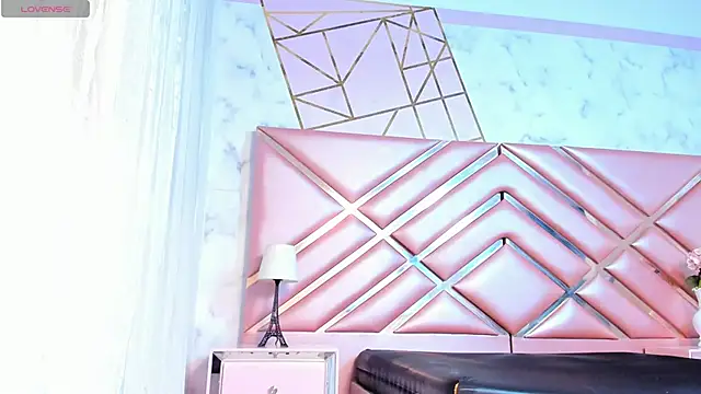 ElisabethMassey webcam