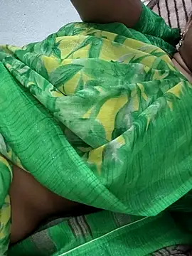 sweetqueen143 webcam