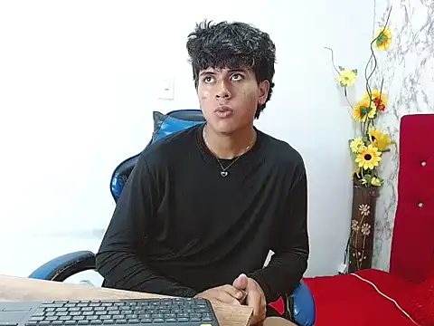 valentino_lane (M twink) - show cum