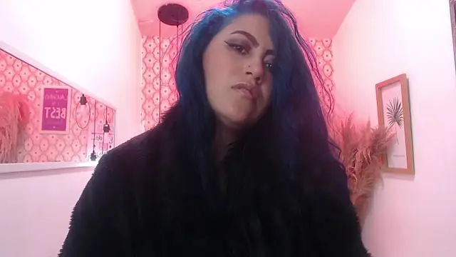 scarleth_blue webcam