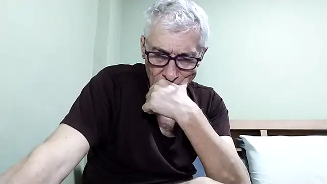 BIGUNCUTHARDCOCK webcam