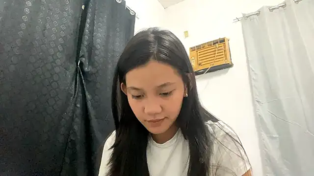 LeonardaSimler webcam