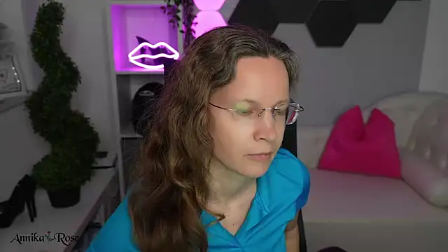 AnnikaRose webcam