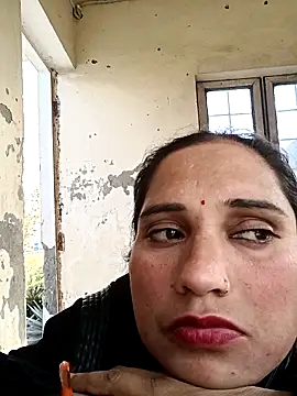 Cute-karisma1234 webcam