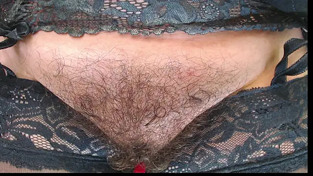 HairyQuinn webcam