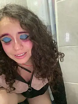 Lucy_YupiSweet webcam