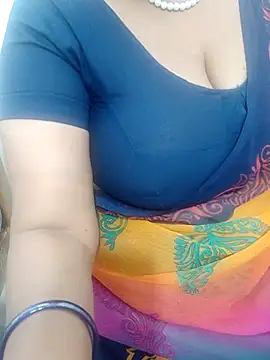 Tamil_aishu09