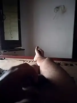 HandsomeHunky1 webcam