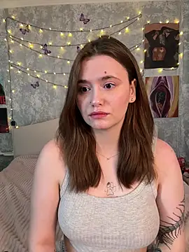 Sabrina_shells webcam