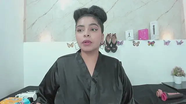 sofii_cooper1 - Sofii_Cooper1's free webcam - UK Sex Cams