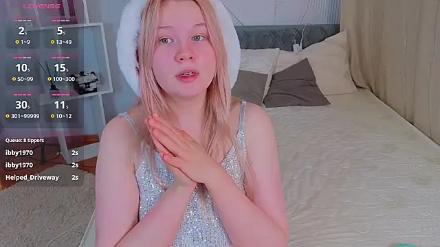 PinkyYoungPie webcam