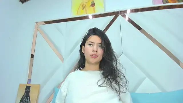 chrisstin_foxx - Chrisstin_foxx's free webcam - UK Sex Cams