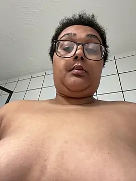 vanilla_chocolate23 - Vanilla_chocolate23's free webcam - UK Sex Cams