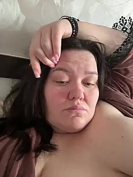 SunnyLeila2101 webcam