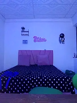 victoria_roussee webcam