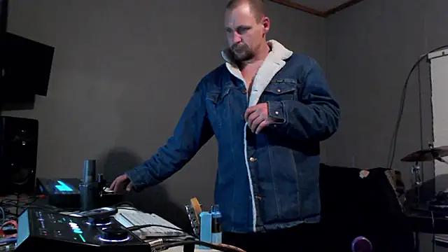 itsjameswebbscope webcam