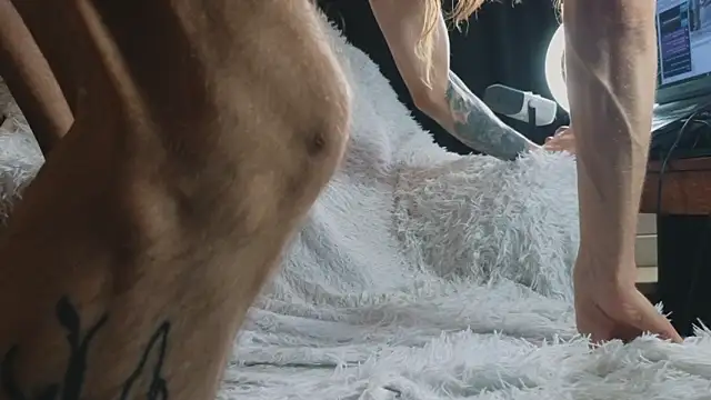 technojesus (M young) - 6,57 ft 23 cm | cumshow at goal