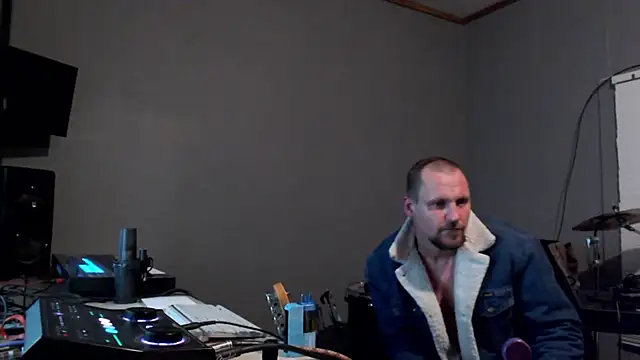 itsjameswebbscope (Ask my age) - #american #bisexuals #cam2cam #daddies #ejaculation #hd #luxurious-privates #masturbation #muscular #recordable-privates #recordable-publics #shower #small-audience #smoking #twerk #white