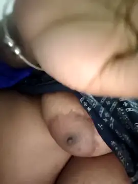 Deborbhavi222 webcam