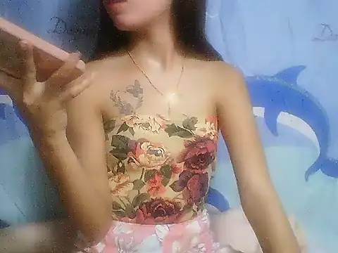 SweetPussie18x webcam