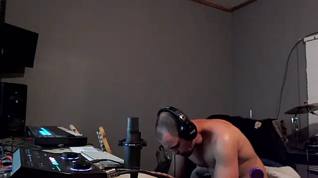 itsjameswebbscope (Ask my age) - #american #bisexuals #cam2cam #daddies #ejaculation #hd #luxurious-privates #masturbation #muscular #recordable-privates #recordable-publics #shower #small-audience #smoking #twerk #white