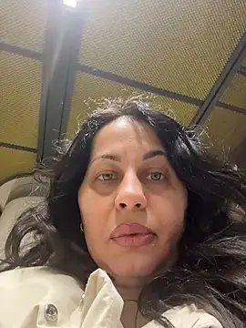 Claudia_hotxxx webcam