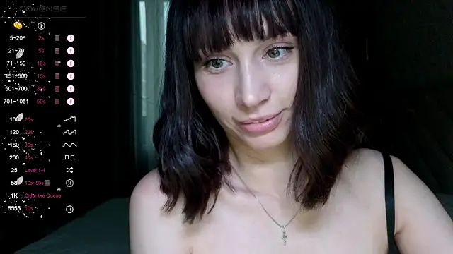 Alice_Wonders webcam