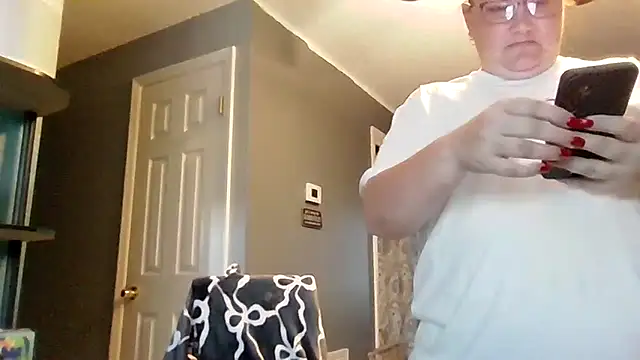 SexyNikki6969 webcam