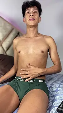 jacovo2002 - Jacovo2002's free webcam - UK Sex Cams