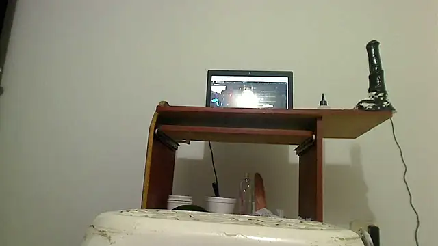 SensualGata13 webcam