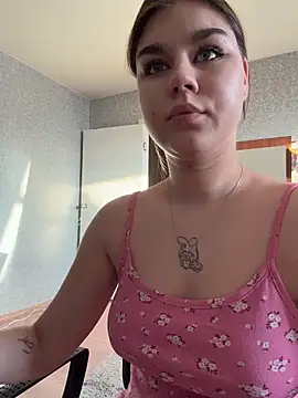 WednesdayMila webcam