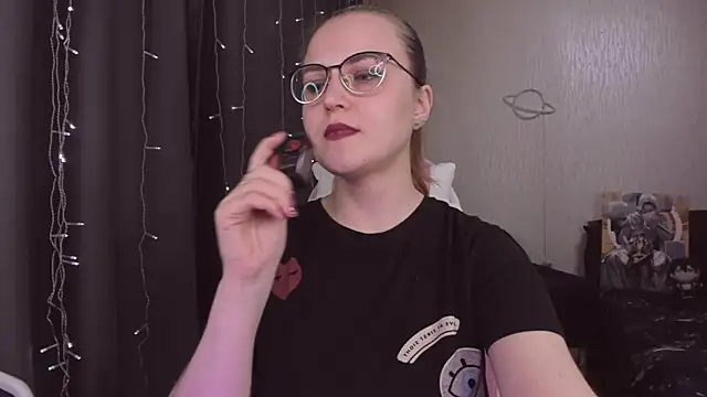 MissBrightShine webcam