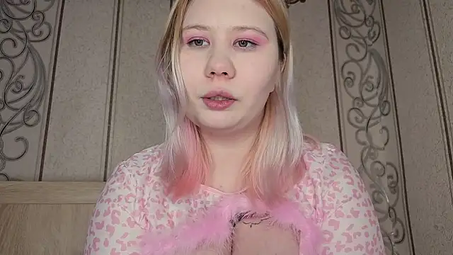 Little_kitsune1707 webcam