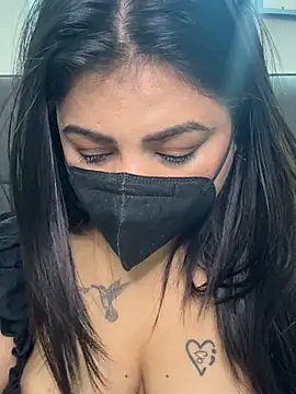 Myra_Desire69