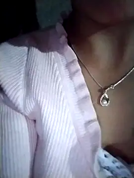 iam-eli - Iam-eli's free webcam - UK Sex Cams