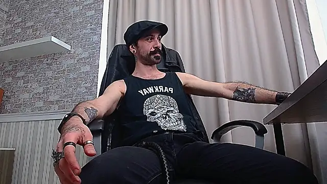 axelcolton - AxelColton's free webcam - UK Sex Cams