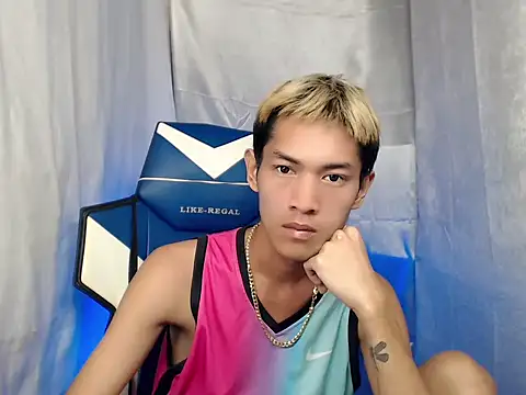 riks_tyler - Riks_tyler's free webcam - UK Sex Cams