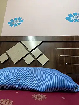 modelbigbobs - Modelbigbobs's free webcam