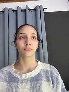 Webcam Model (TeensNews18)  is live.Free join now!