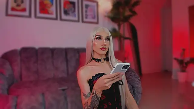 Taylor__foxxx Live Webcam on Stripchat