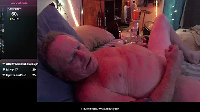 Pussyeat2please webcam