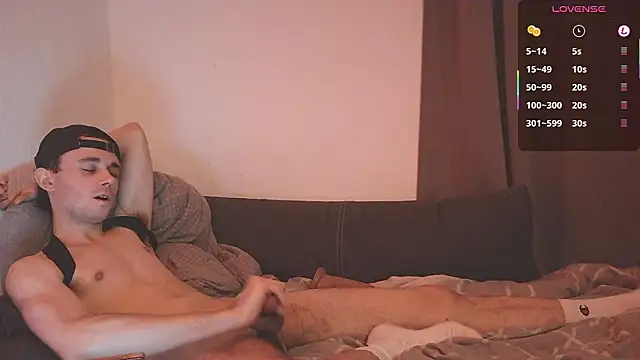 barebastian@xh webcam