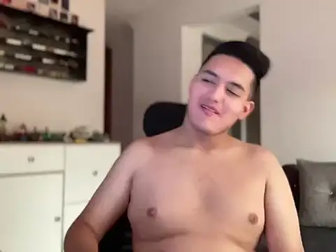 alexandergrey760886 webcam