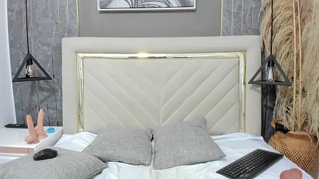 emma_evanss__ webcam