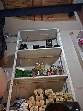 Webcam Model (AlanaRouss)  is live.Free join now!