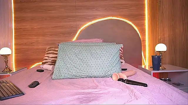 alexaa_walker webcam